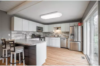 7040 Frederick Pike, Dayton, OH 45414 - Photo 4