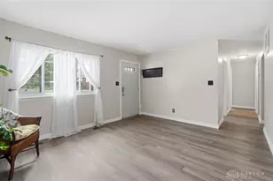 1745 Maple Ln, Beavercreek, OH 45432 - Photo 4