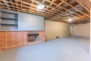 40 N Meadow Dr, Dayton, OH 45416 - Photo 22