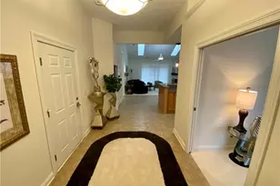 125 Cobblestone Ln, Springboro, OH 45066 - Photo 2