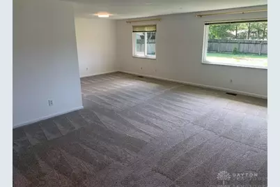 2272 Berrycreek Drive, Dayton, OH 45440 - Photo 8