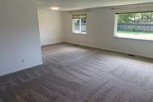 2272 Berrycreek Dr, Dayton, OH 45440 - Photo 8