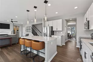 10152 Gully Pass Dr, Washington Twp, OH 45458 - Photo 8