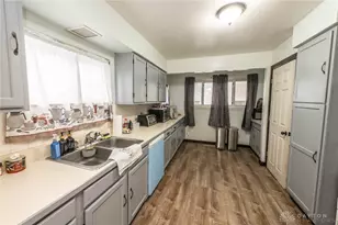 283 Spinning Rd, Dayton, OH 45431 - Photo 8