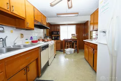 1283 E Innis Avenue, Columbus, OH 43207 - Photo 6