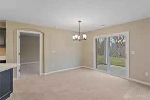 2728 Amberwood Ln, Beavercreek, OH 45431 - Photo 10