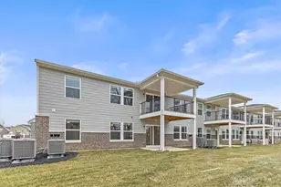 2728 Amberwood Ln, Beavercreek, OH 45431 - Photo 24