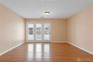 1740 Piper Ln, Dayton, OH 45440 - Photo 6