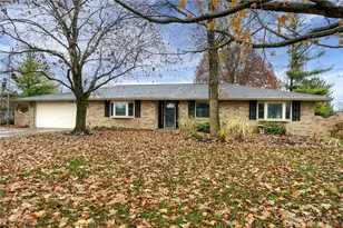 3691 Southbrook Dr, Beavercreek, OH 45430 - Photo 4