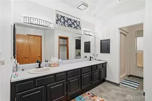 430 Craftsbury Ct, Dayton, OH 45440 - Photo 22