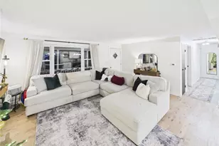 124 Hillview St, Greenville, OH 45331 - Photo 8