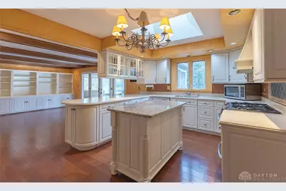 5768 Mark Dale Drive, Dayton, OH 45459 - Photo 12