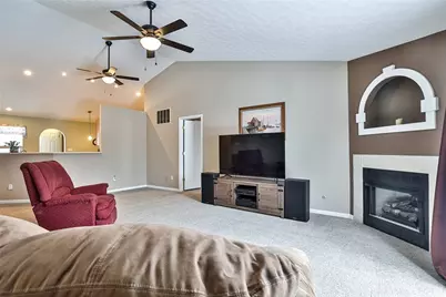 3749 Wilson Farms Boulevard, Franklin, OH 45005 - Photo 12