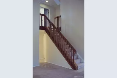 466 Meadowview Court, Vandalia, OH 45377 - Photo 8