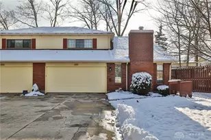 6331 Adams Cir, Washington Twp, OH 45459 - Photo 2