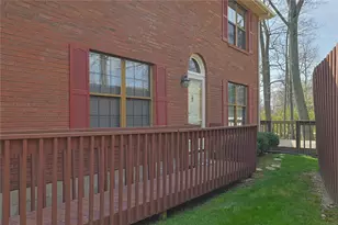 6331 Adams Cir, Washington Twp, OH 45459 - Photo 4