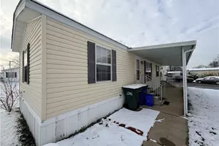 5036 Silver Dome Dr, Dayton, OH 45414 - Photo 4
