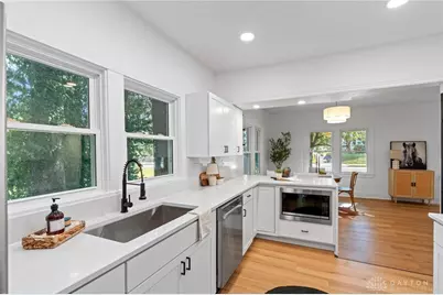 805 E Linden Avenue, Miamisburg, OH 45342 - Photo 16