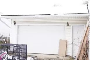 1434 Grimes Cir, Urbana, OH 43078 - Photo 2