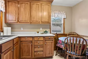 3723 Roslyn Ave, Dayton, OH 45429 - Photo 14