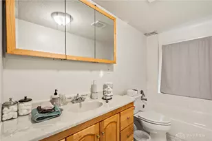 425 W Franklin St, Troy, OH 45373 - Photo 18