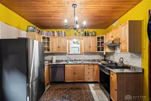 425 W Franklin St, Troy, OH 45373 - Photo 10