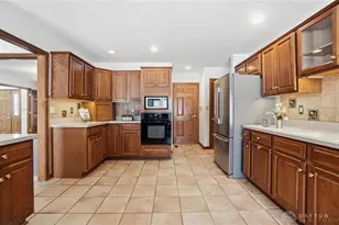 7195 Mohawk Trail Rd, Miami Township, OH 45459 - Photo 16