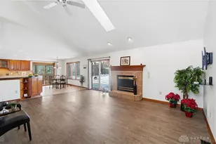 7195 Mohawk Trail Rd, Miami Township, OH 45459 - Photo 4