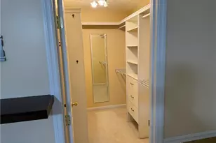 2548 Hillsdale Dr, Beavercreek, OH 45431 - Photo 8