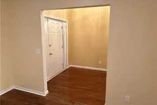 2548 Hillsdale Dr, Beavercreek, OH 45431 - Photo 4