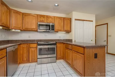 4426 Woodbank Drive, Dayton, OH 45440 - Photo 4