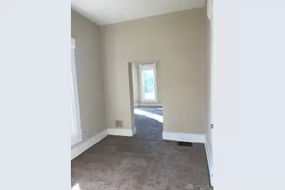 270 E Market Street #5, Xenia, OH 45385 - Photo 4