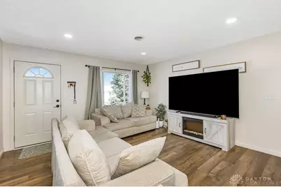 218 Chatham Drive, Fairborn, OH 45324 - Photo 8