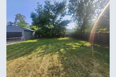 42 Swallow Drive, Dayton, OH 45415 - Photo 18