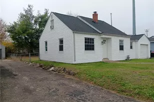 42 Swallow Dr, Dayton, OH 45415 - Photo 2