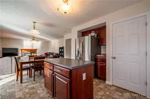 6741 Stovali Dr, Huber Heights, OH 45424 - Photo 14