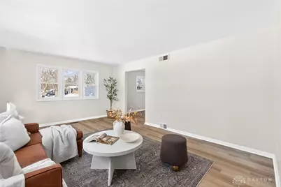 2440 E Possum Road, Springfield, OH 45502 - Photo 6