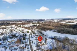 2440 E Possum Rd, Springfield, OH 45502 - Photo 2