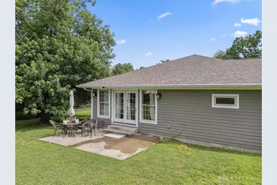 1198 W Social Row Road, Dayton, OH 45458 - Photo 10