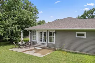 1198 W Social Row Rd, Dayton, OH 45458 - Photo 10