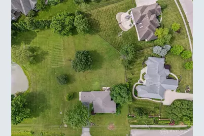 1198 W Social Row Road, Dayton, OH 45458 - Photo 8