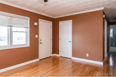 104 E Garland Avenue, Fairborn, OH 45324 - Photo 6