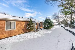 1202 Marsha Dr, Miamisburg, OH 45342 - Photo 28