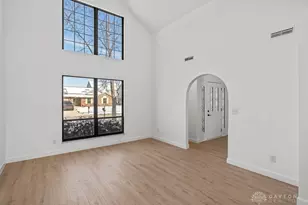 6620 Deer Bluff Dr, Dayton, OH 45424 - Photo 4