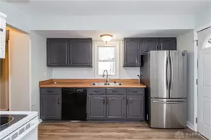 1908 Wilmington Pike, Dayton, OH 45420 - Photo 10