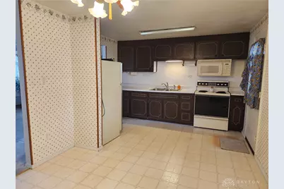 211 Butler Trail, Englewood, OH 45322 - Photo 8