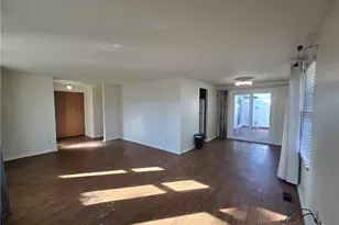 5934 Troy Villa Blvd, Huber Heights, OH 45424 - Photo 4