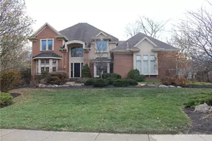 10178 Park Edge Dr, Washington Twp, OH 45458 - Photo 2
