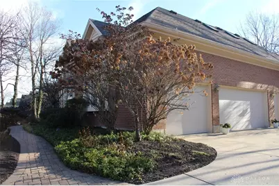 10178 Park Edge Drive, Washington Twp, OH 45458 - Photo 6