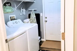 176 Brooke Woode Dr, Brookville, OH 45309 - Photo 20